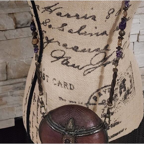 Maya Evangelista Hard Resin Cross Body Bag with Removable Beaded Strap - Picture 16 of 16